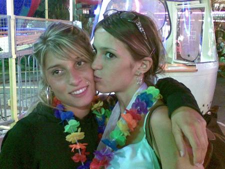 Leslie et Linda � antibeland